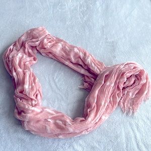 ☘️2/$15☘️Thin blanket scarf Pink and white